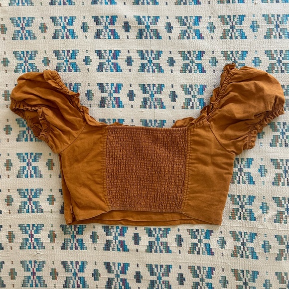 Wilfred 100% Linen crop top - Picture 2 of 5